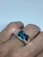 Vintage geniune blue topaz 925 sterling silver Ring Size 8