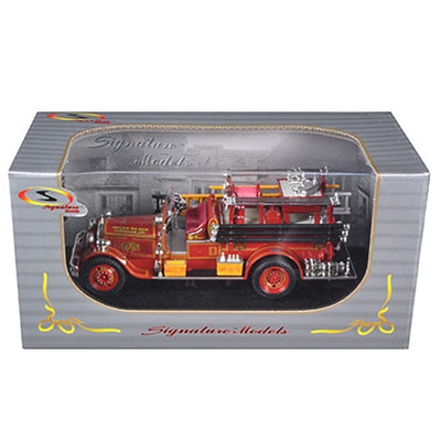 1931 Seagrave Fire Engine Truck Red 1/32 Diecast Model by Signature Models