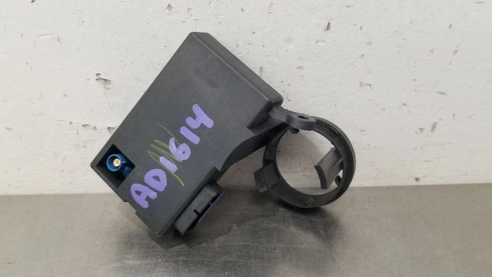 15 MÓDULO DE CONTROL DE SEGURIDAD JEEP WRANGLER JK JKU 68140642AE Foto 2 de 4