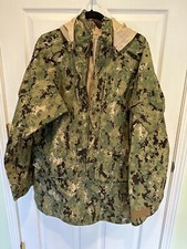 US Navy Working Uniform NWU Type III Parka Medium X-Long AOR2 Goretex Hooded