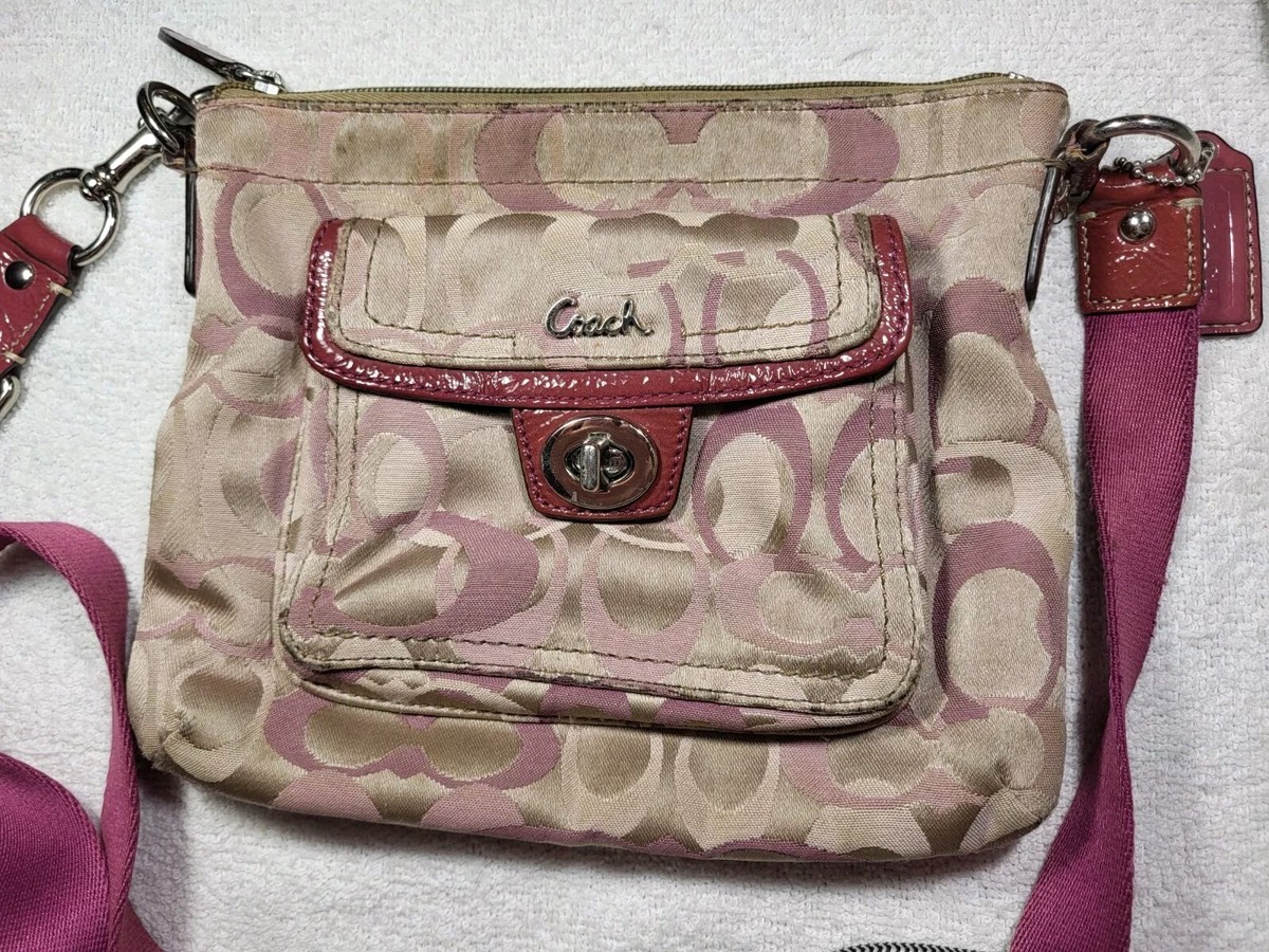 Authentic COACH #45670 C's Multicolor Turnlock Swingpack Bag w