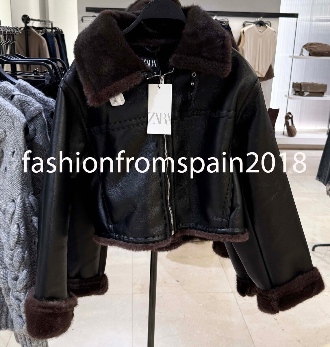 ZARA NEW WOMAN SHORT BUCKLED DOUBLE-FACED JACKET BLACK XS ZARA NEW WOMAN SHORT BUCKLED DOUBLE-FACED JACKET BLACK XS