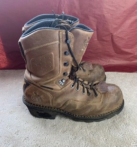 lace to toe insulated boots