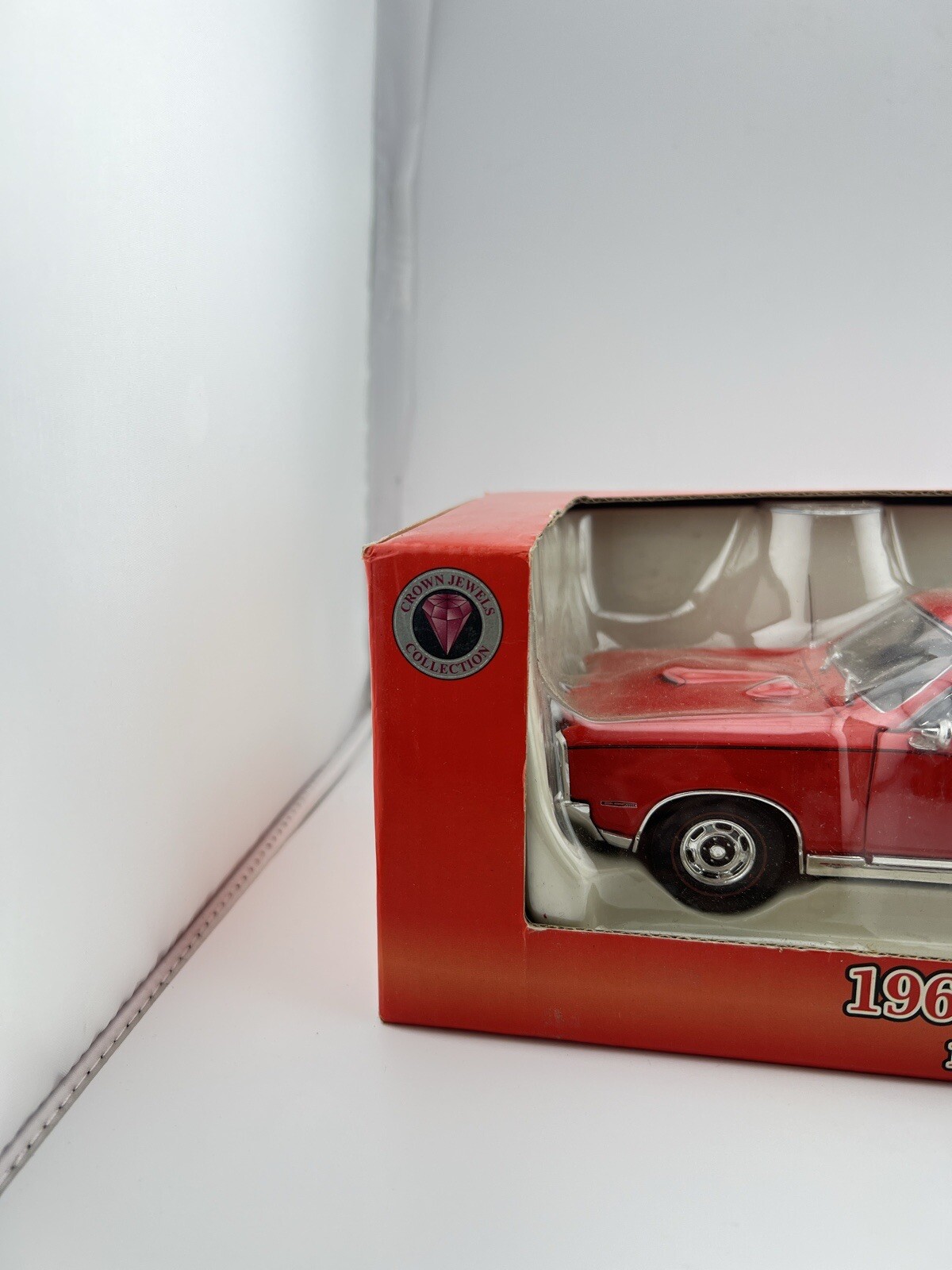 2003 Crown Premiums 1967 Pontiac GTO 124 Scale Diecast Replica NAPA