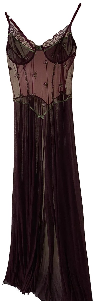 Faris Lingerie Embroidered Nightgown- Vintage Faris Nightgown View 2