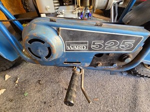 Ancien Mini Siège De Vélo GILSON Ou Montgomery Ward - État Neuf Avec Défauts Mineurs