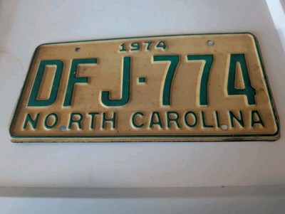1974 North Carolina license plate ( DJF-774)