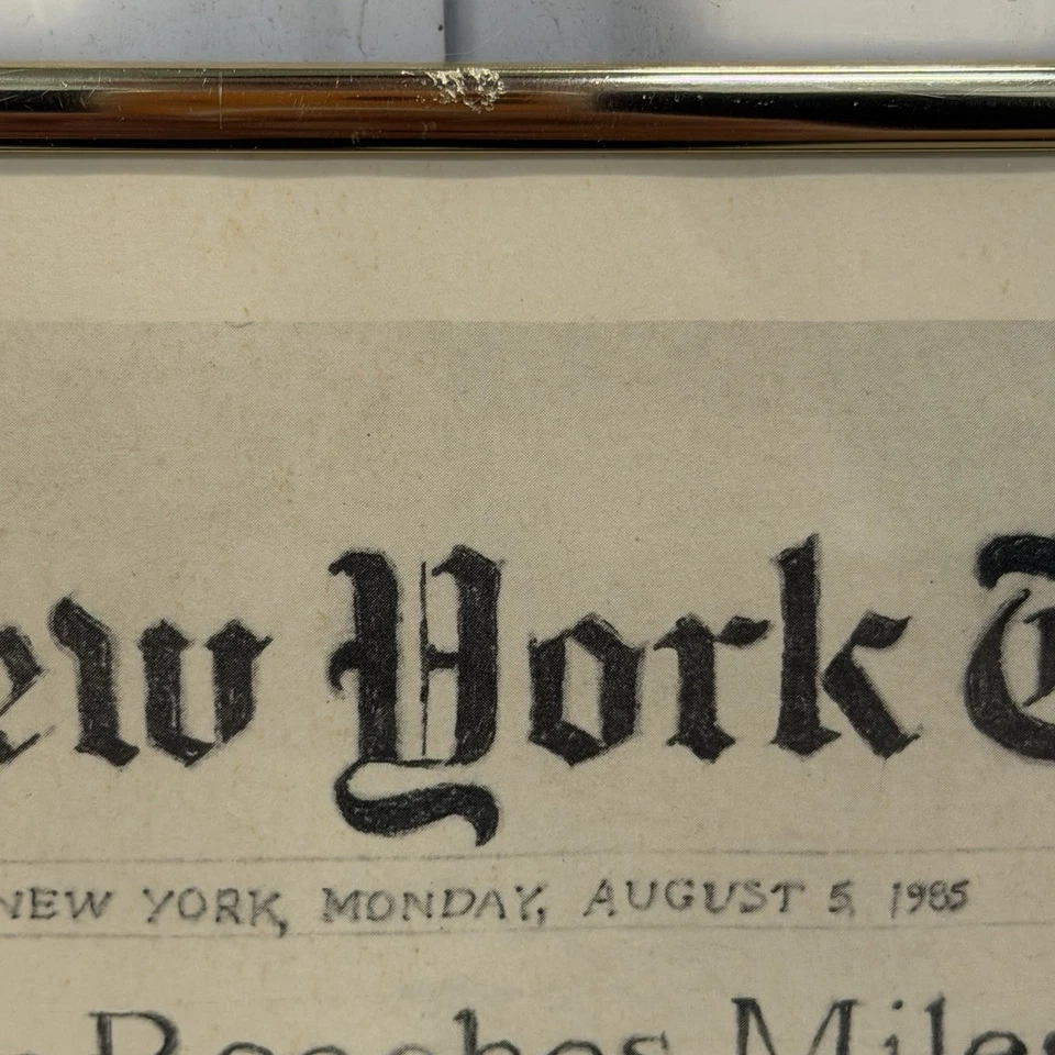 Tom Seaver Signed Lithograph 97/300 Framed 300th Win White Sox 8/4/85 Autograph - Image 3 of 4