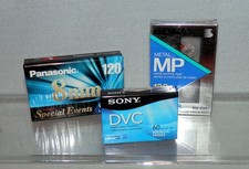 Lot of sealed VIDEO 8 Blank Tapes, 1 DVC miniature, ALL TO GO