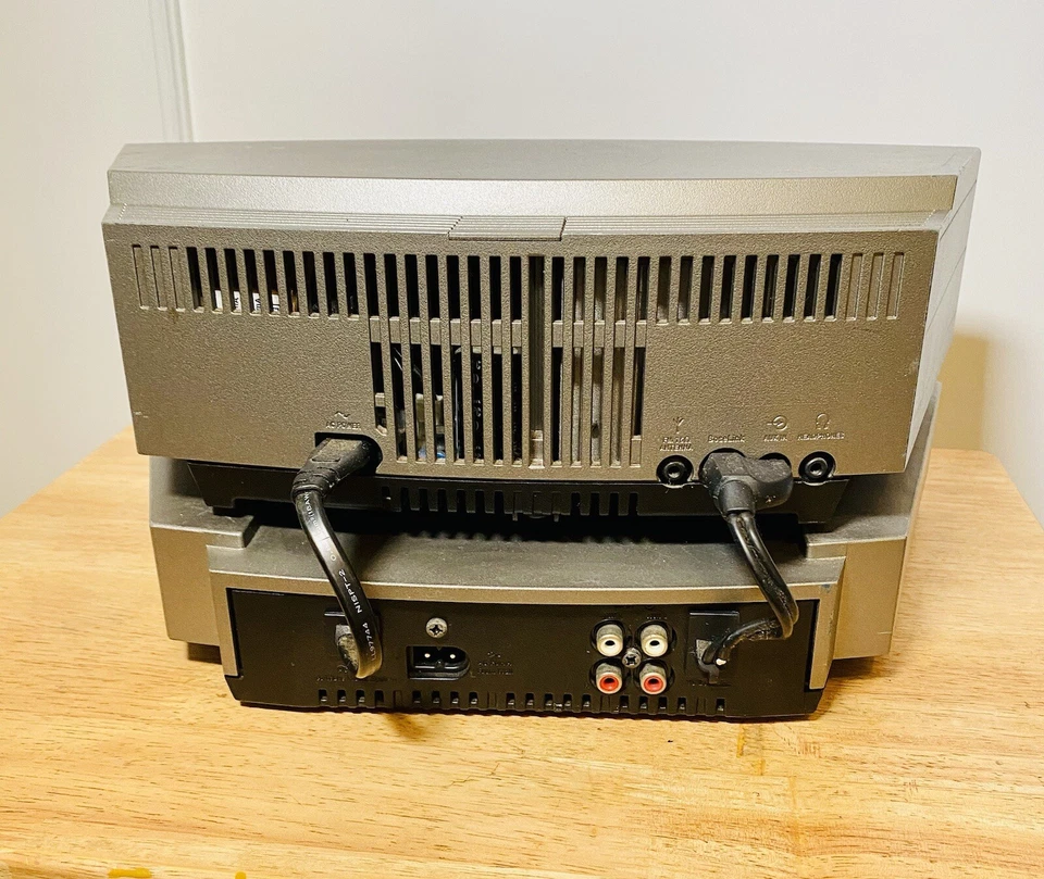 Bose Wave Music System, No Power Cord, Remote Available - Image 2 of 4
