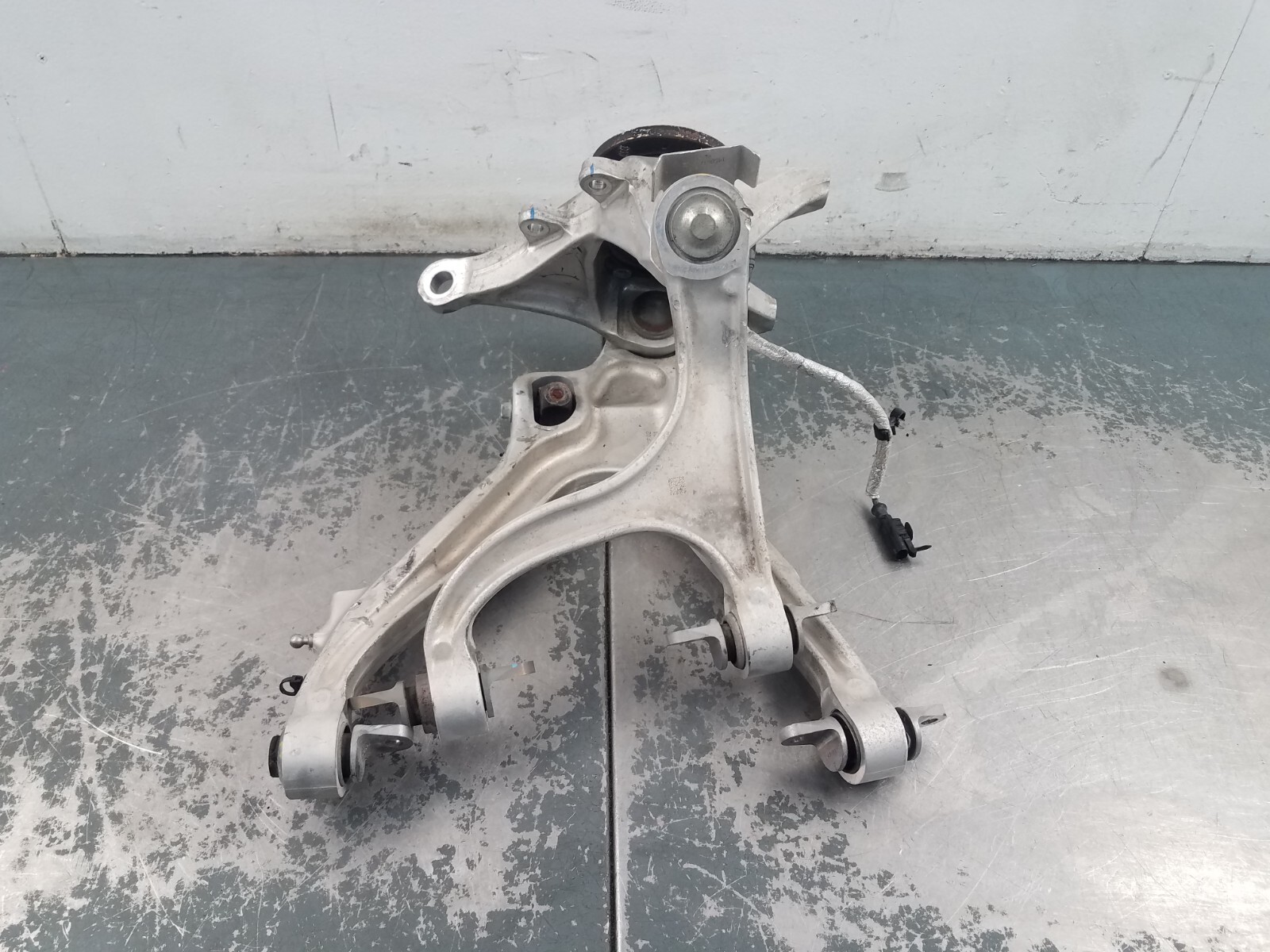 2021 McLaren 765LT Left Rear Hub Knuckle Control Arms  - * #5537 C7