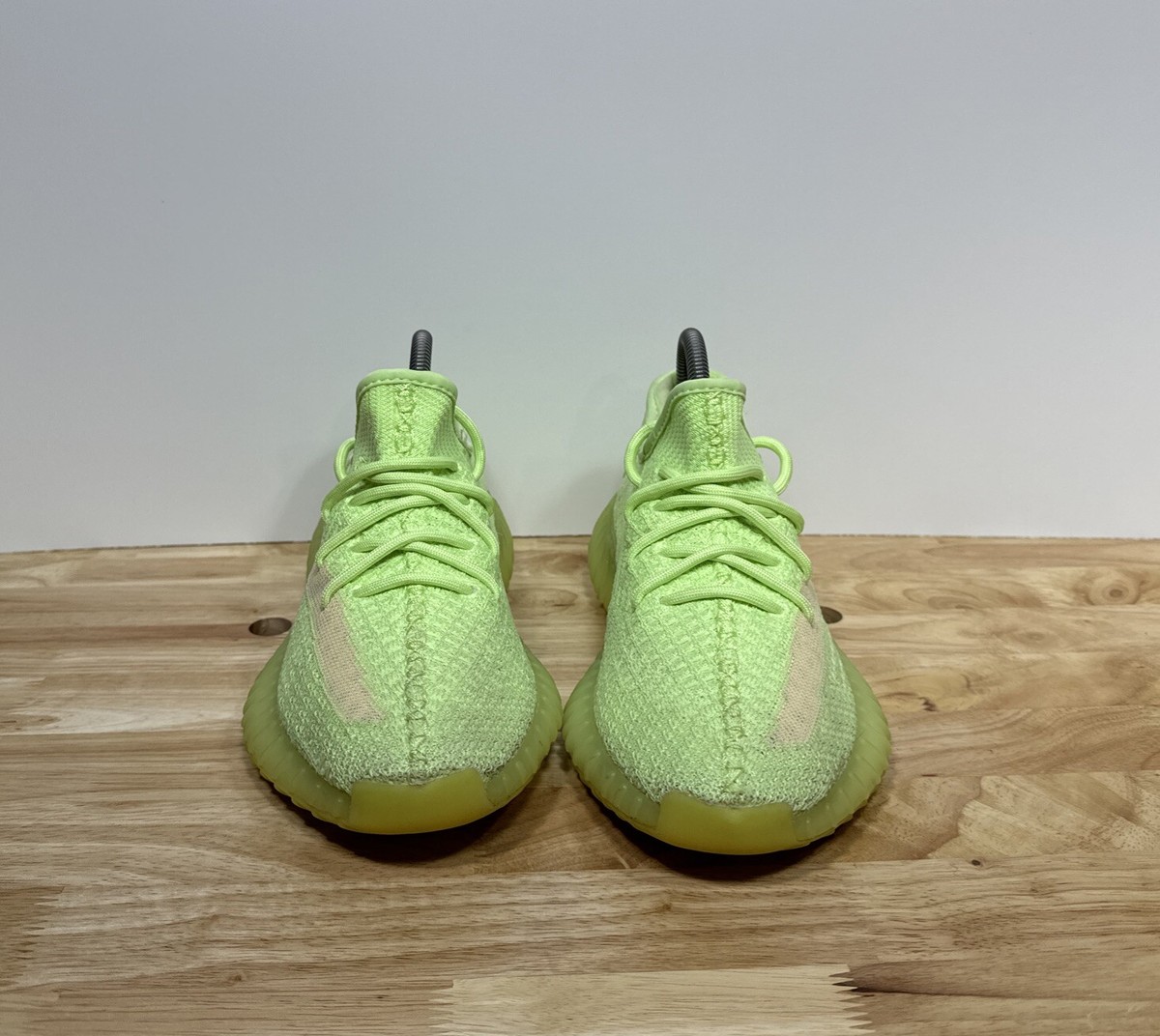 Adidas Yeezy Boost 350 V2 GID Glow Men's Size 6 EG5293 Green Adidas Yeezy Boost 350 V2 GID Glow Men's Size 6 EG5293 Green
