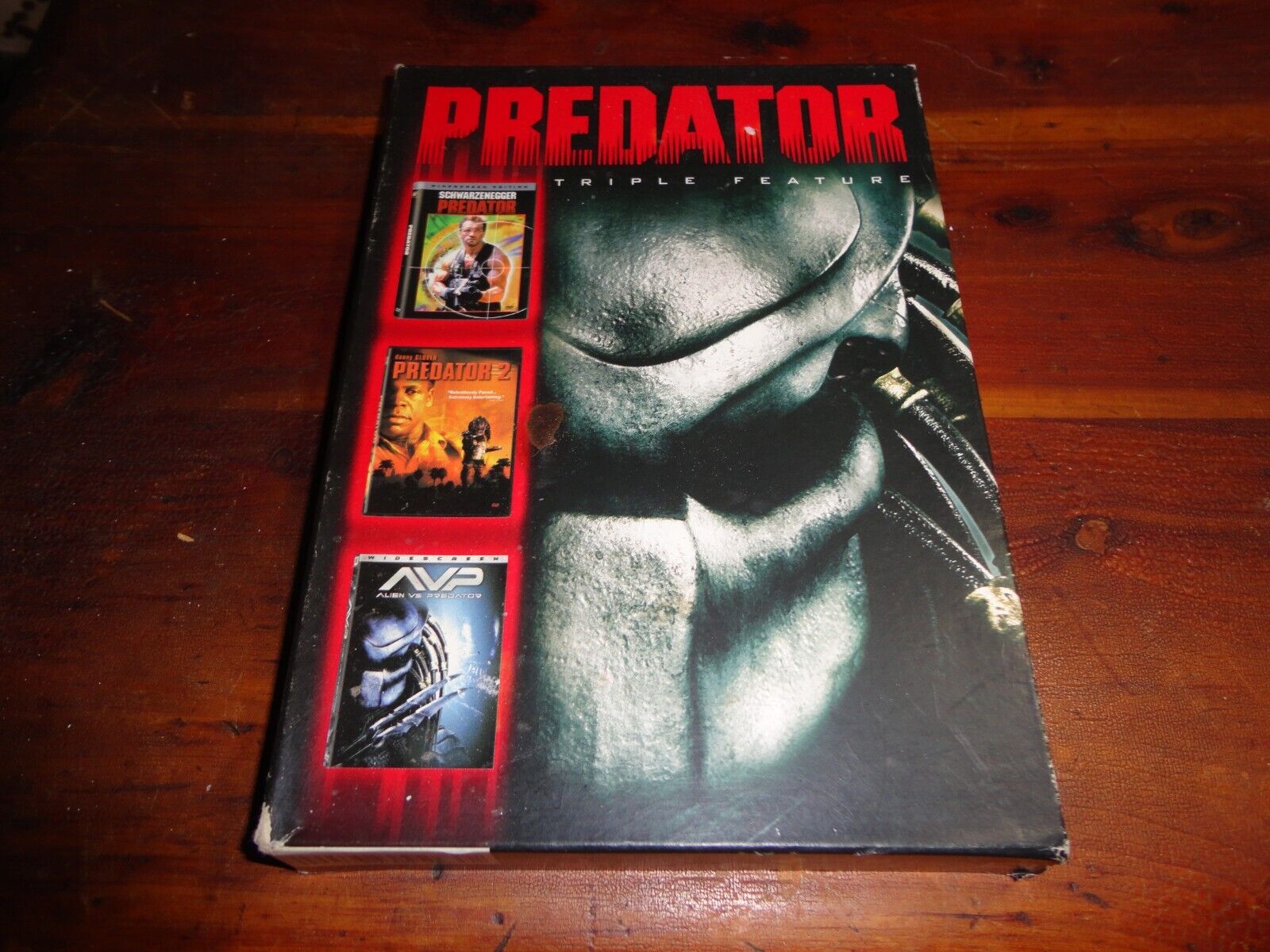 Predator Triple Feature (Predator/ Predator 2/ Alien vs Predator)  (Bilingual) (Boxset) on DVD Movie