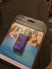 BACtrack Breath Alcohol Detector Portable BT-KC10-PL Brand New Sealed Purple