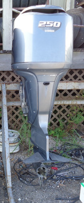USED YAMAHA 2006 250HP 30'' 4 FOUR STROKE OUTBOARD BOAT MOTOR f250 ENGINE