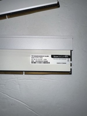 TEAMGROUP T-Force Xtreem ARGB DDR4 32GB 4000Mhz CL 18 (4x8GB
