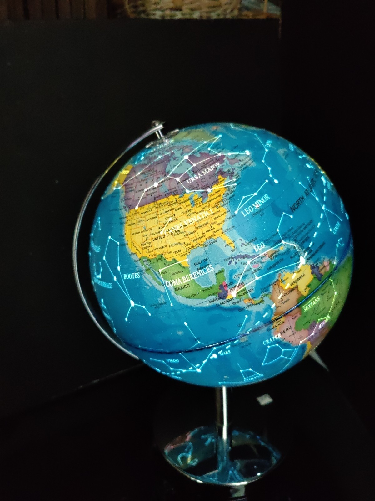EARTH GLOBE & Stand -CELESTIAL Globe -Night Light -USA Toyz- Constellations 