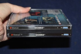 Shenmue (Sega Dreamcast, 2000) w/Manual/4CD's/Passport Tested