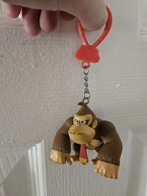 Nintendo Donkey Kong Vintage Collectible Keychain Mario NES SNES Video Game RARE