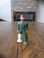 Vintage Barclay Manoil Lead Army "Wounded Right Leg" on Crutches Soldier