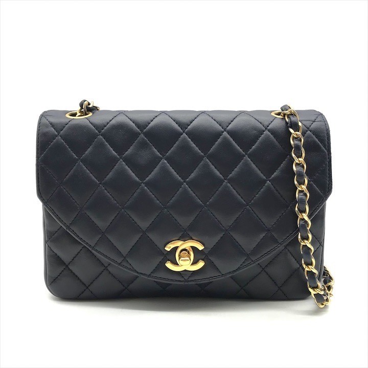 CHANEL Matelasse Coco Navy Lambskin Turn Lock Shoulder Bag Excellent Condition  