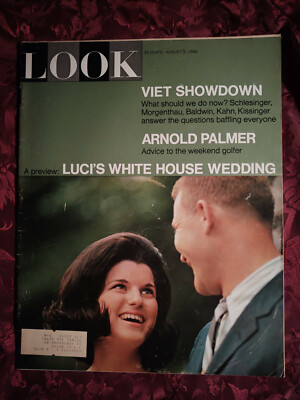 LOOK Magazine August 9 1966 ARNOLD PALMER MIKE DOUGLAS  