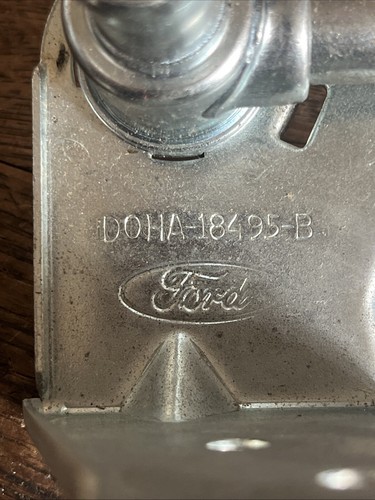 NOS Motorcraft Ford Heater Control Valve YG-128 DOHZ 18495-A - Picture 7 of 7