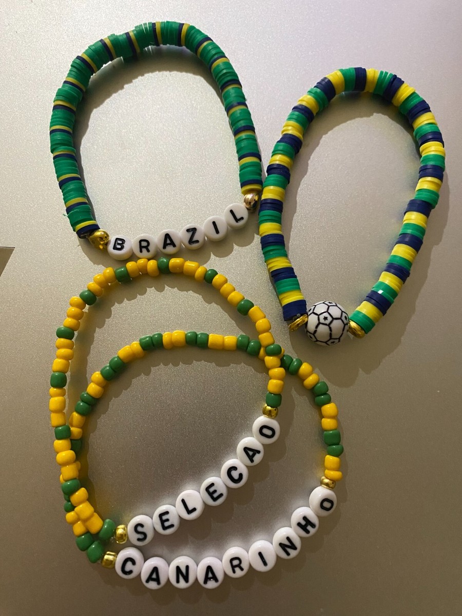 カナダ　Sサイズ　FIFA 記念ブレスレット FIFA Inspired Brazil Men's 4-Piece Bracelet Set -Flag Colors