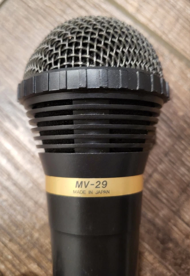 JVC MV-20 Vocal Dynamic Microphone Uni-Directional 10ft Cord - Image 2 of 2