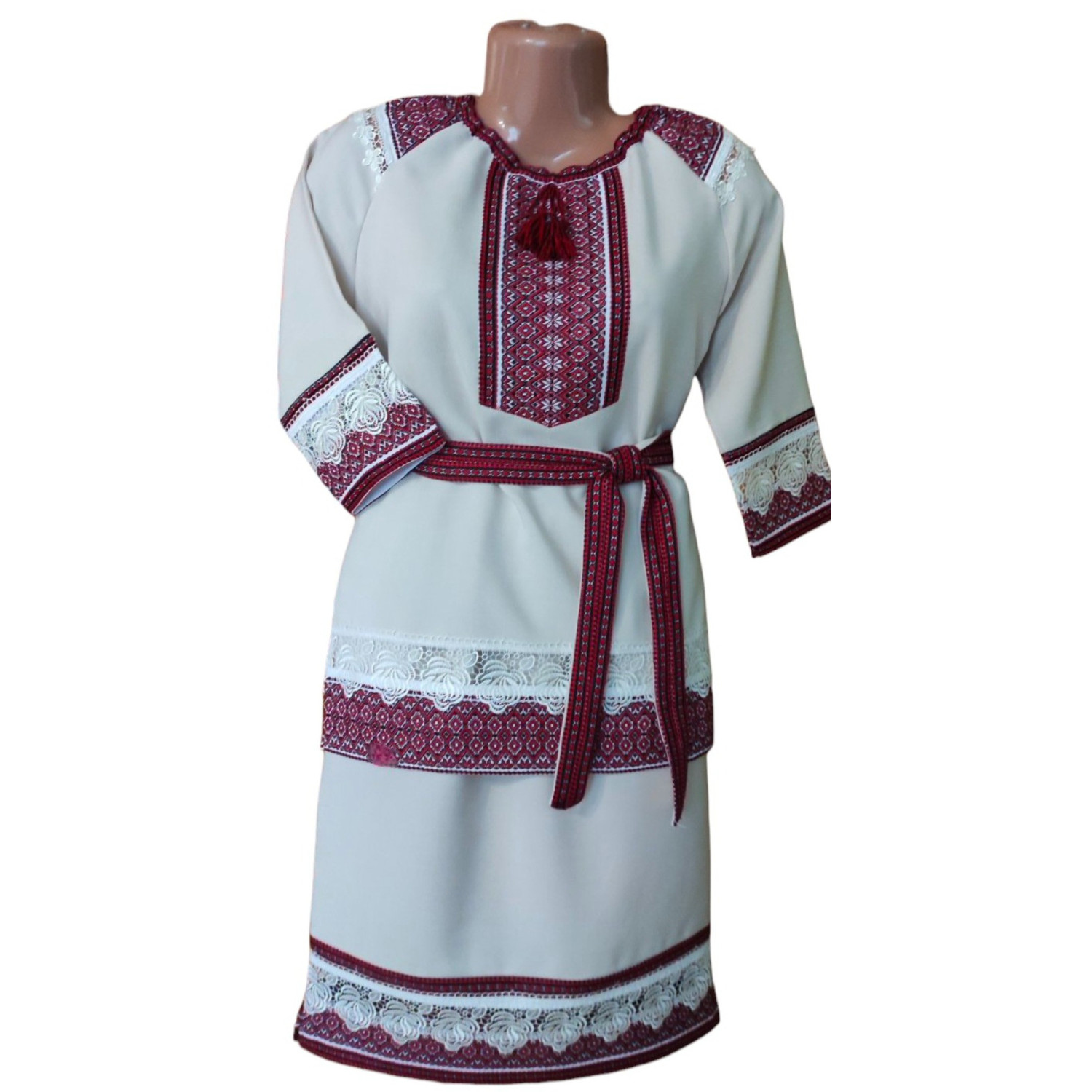 Traje bordado rojo Vyshyvanka blusa ucraniana y falda camisa folk étnico