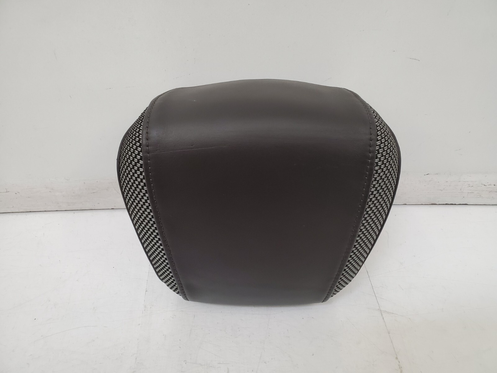 ✅ 14-17 OEM BMW i8 I12 Coupe Front Right Passenger Seat Headrest Leather Brown