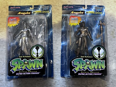 2x McFarlane Toys Spawn Deluxe Ultra-Action Figure TIFFANY THE