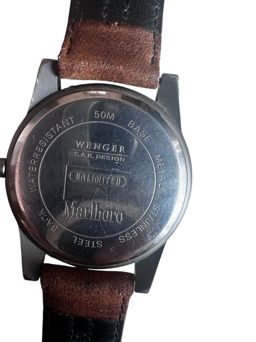 Wenger Marlboro Water-Resistant Swiss Army Woman S.A.K.  display picture 3