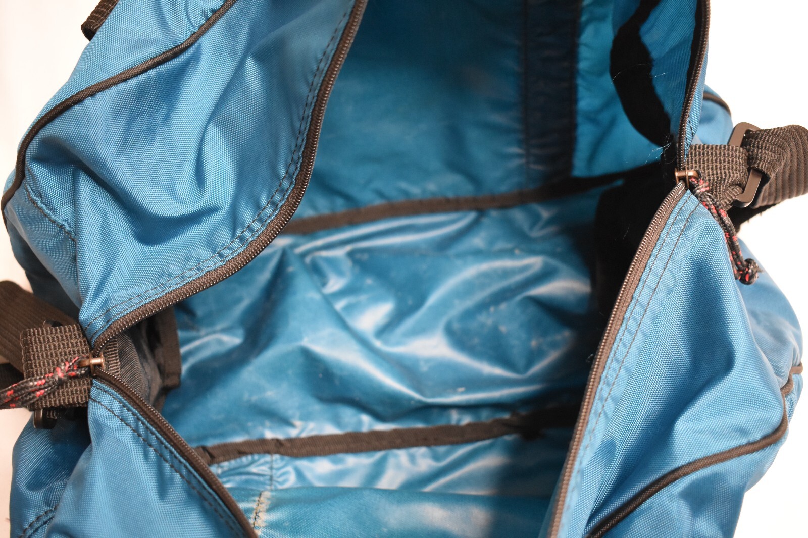 Rare Vintage NIKE Spell Out Zipped Mesh Duffle Exerci… Gem