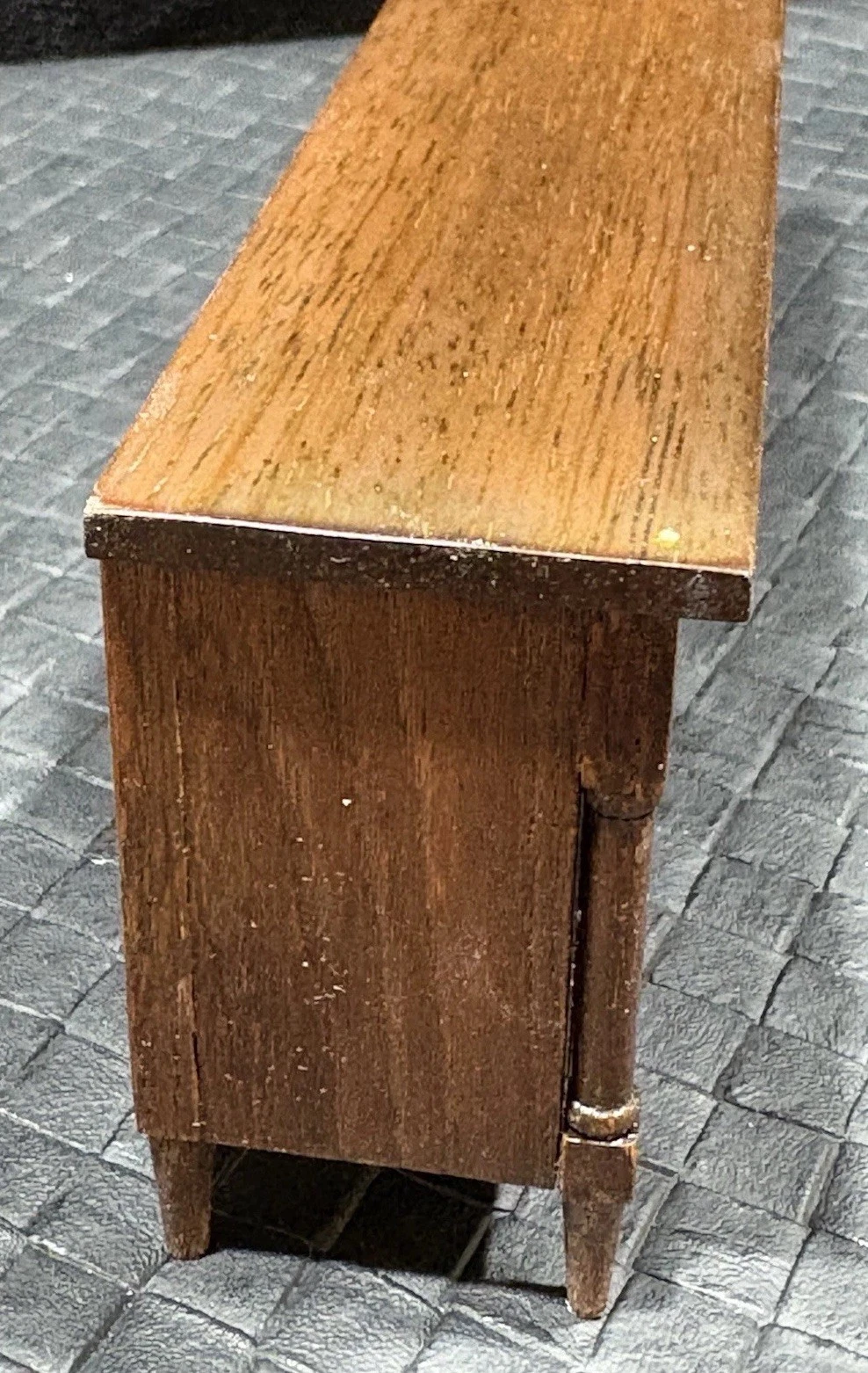 Picture 4 of 7