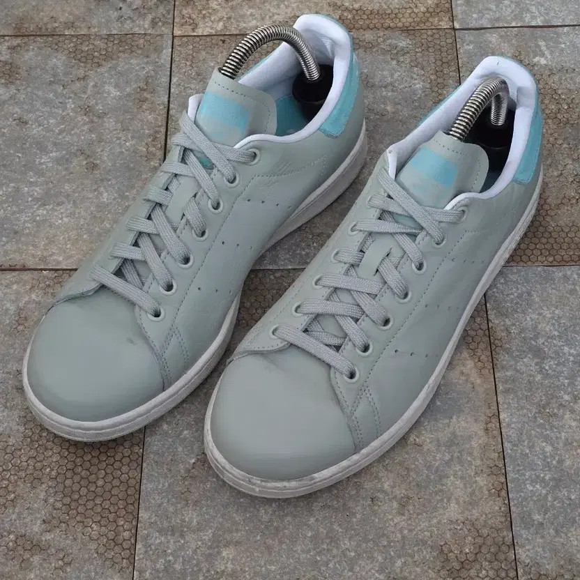 Adidas Stan Smith Silver Sneakers, Size 270 thumbnail 10