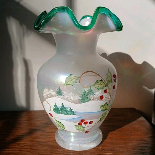 Fenton French Opalescent Christmas Woodland Frost Crystal Stream Glass Vase 2001