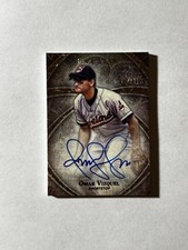 2014 Topps Five Star Omar Visquel Autograph *347/499*