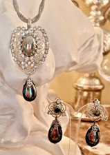 D E Juliana Book Piece Rhinestone Hematite Heart Scroll Pendent Necklace Earring