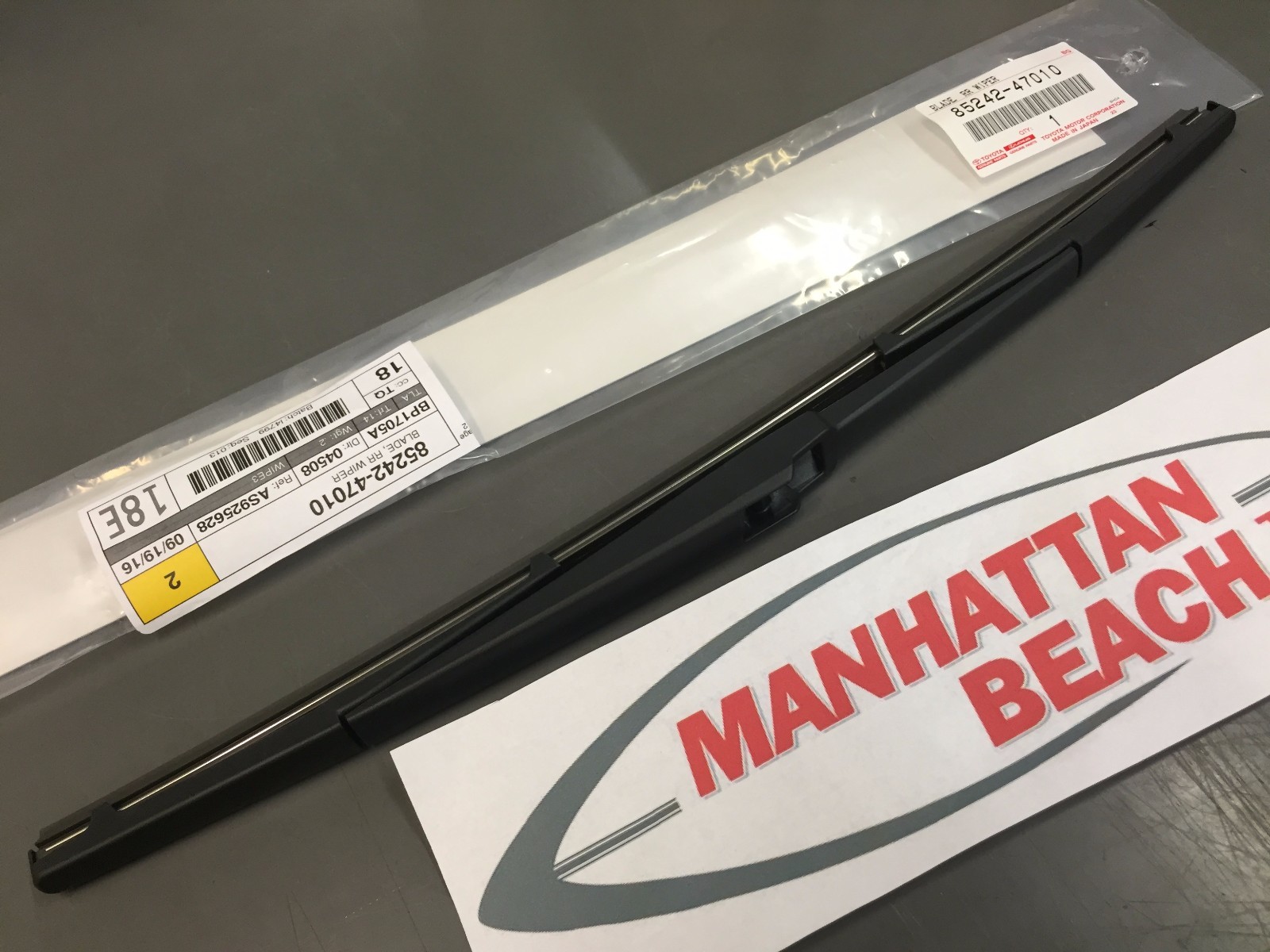 20042009 Toyota Prius Rear Wiper Blade NEW Genuine Toyota OEM 8524247010 eBay