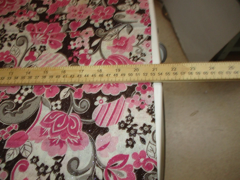 Funda de Almohada Hecha a Mano Rosa Brillante Floral Paisley con Marrón y Brillos 21" x 27" Foto 3 de 4