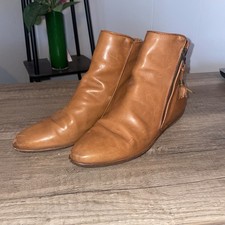 Vintage Joan David Women s Handmade in Italy Camel Leather Ankle boots Size 9