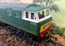 HORNBY 00 GAUGE - R074 - CLASS 35 DIESEL HYMEK BR GREEN D7063 BOXED