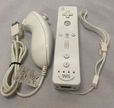 Nintendo Wii Remote Controller RVL-036 Motion Plus / Nunchuk RVL-004