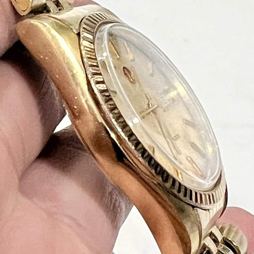 Vintage Rado Voyager President Automatic Gold Day Date Men’s 39mm Swiss Watch - Image 4 of 4