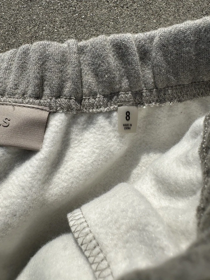 Pantalones deportivos Essentials Fear of God avena ligera para niños talla 8 NUEVO Foto 3 de 4