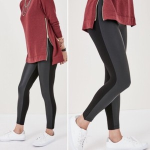 legging couro sintetico