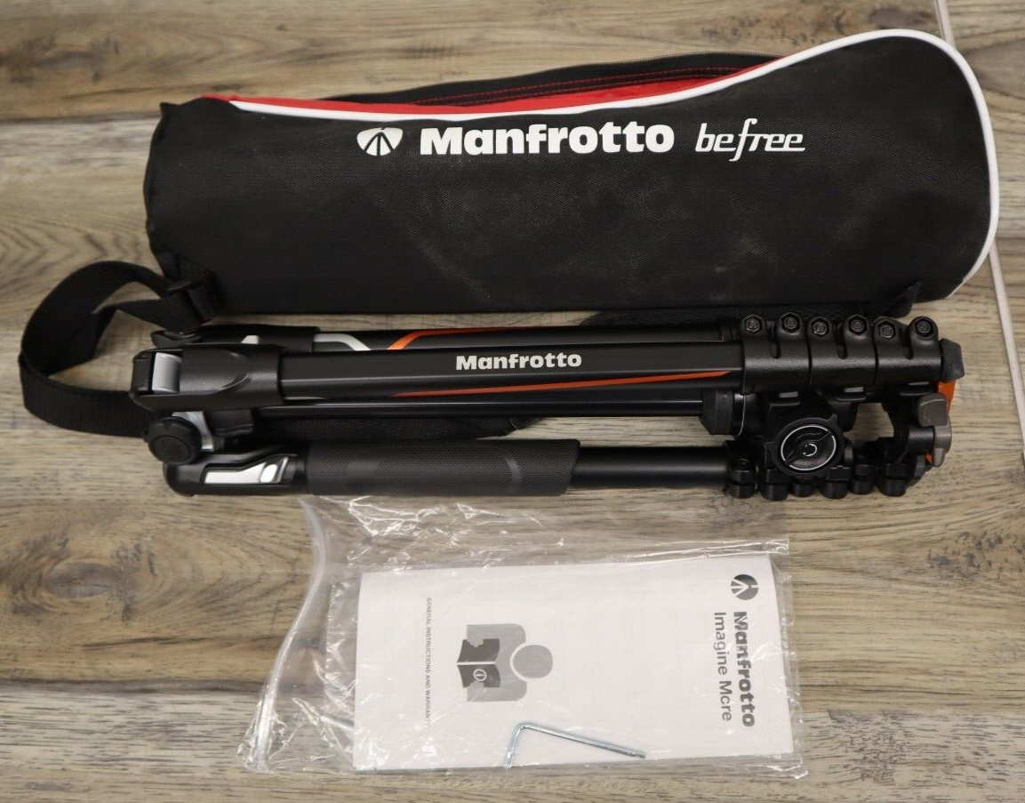 Tripod Manfrotto MKBFRLA-BH Tripod w/ Case