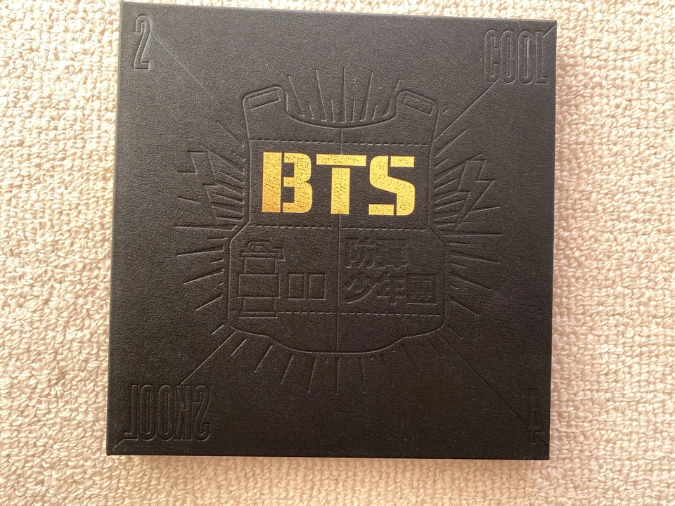 BTS - 2 Cool 4 Skool (1st Single Album)