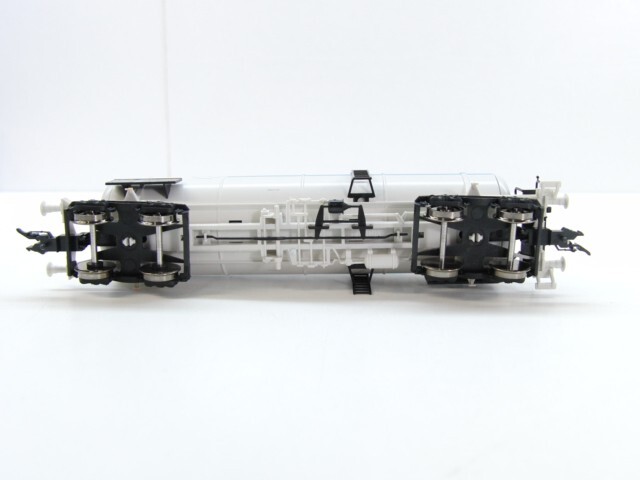 FLEISCHMANN wagon citerne RHONE POULENC 547205 NEUF